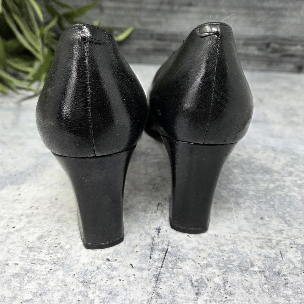 Vintage 90s Black Classic Block Heel Dress Shoes Pumps Size 9.5 Timeless
